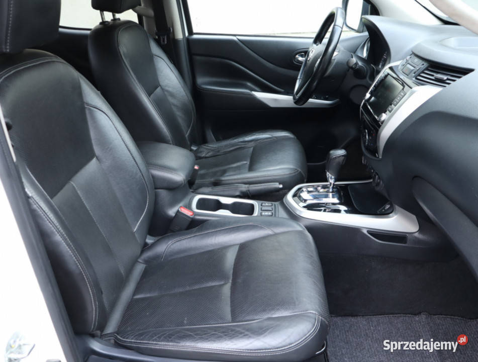 Nissan Navara 23 dCi ASR (kontrola trakcji)