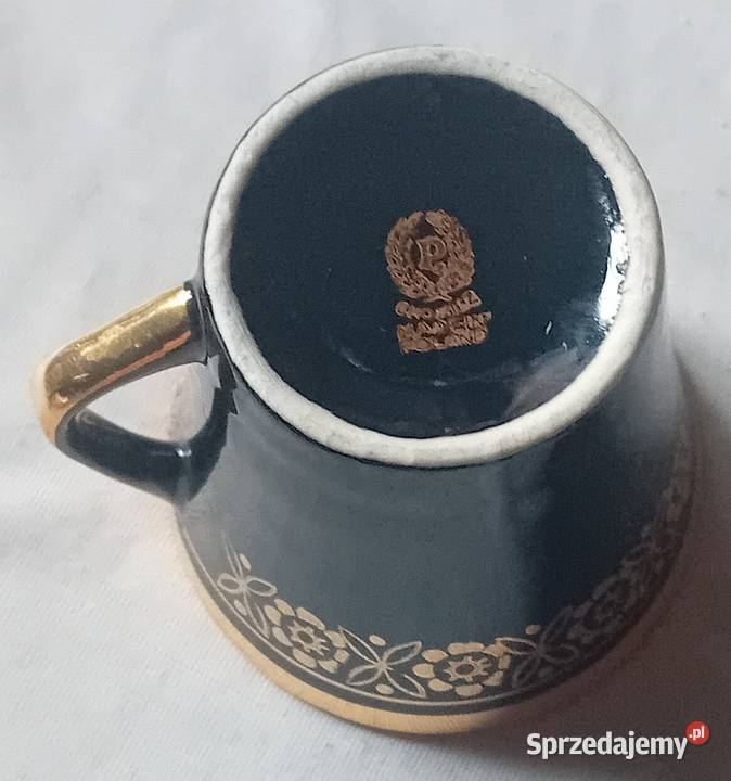 Filiżanka porcelit Chodzież fason Iza czarna ze Koźminek