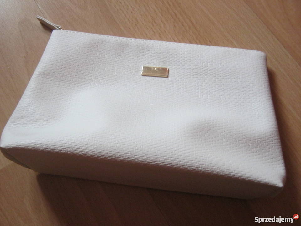 Kosmetyczka biała Szczecin sprzedam