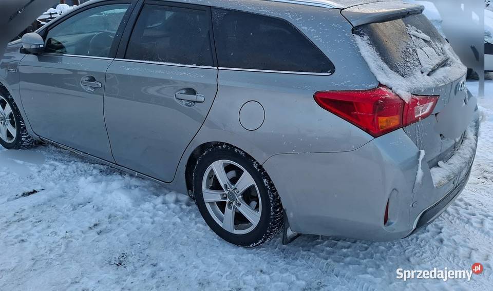 Dzwi przód tył klapa Toyota Auris 2016r hybrid osobowe Zestawy części blacharskich Motoryzacja Narol