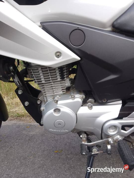 HONDA CBF 125 Rok produkcji 2011