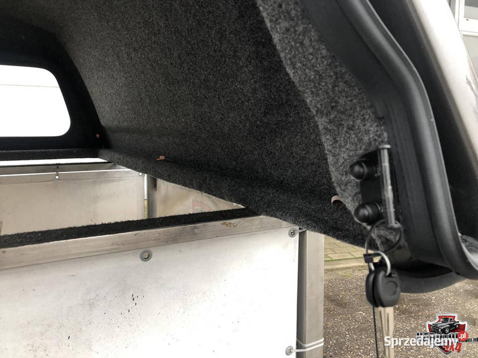 Zabudowa Mitsubishi L200 15 kab 2009 Pasłęk sprzedam