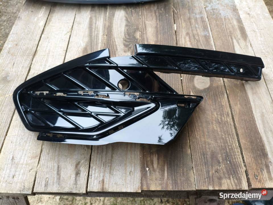 CUPRA FORMENTOR KRATKA PRAWA PRZÓD 5FF853666D osobowe