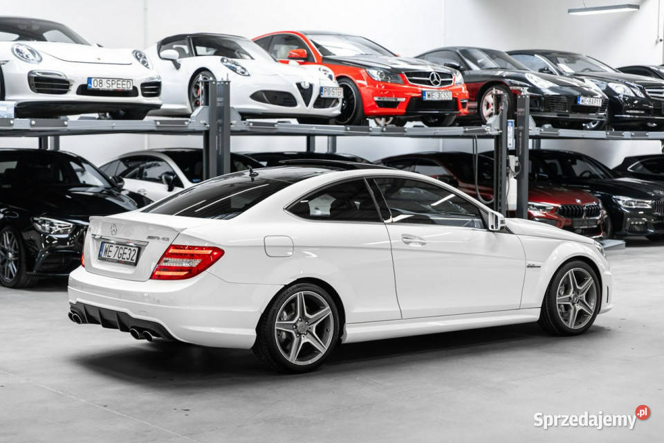 Mercedes C 63 AMG Bezwypadkowy Przebieg 7600 Węgrzce sprzedam