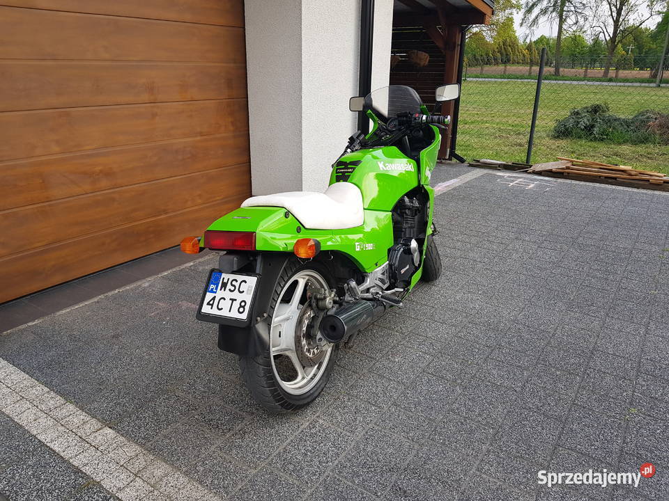 Kawasaki GPZ 900 R Ninja TOP GUN Paprotnia