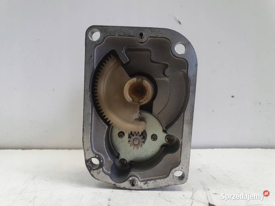 Ford Transit Connect 18 TDCi ZAWÓR EGR 724809890