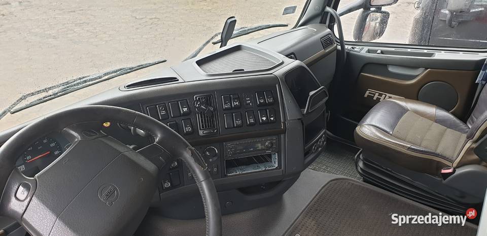 Wywrotka VOLVO FH 2010r 6x4 660000km Parczew