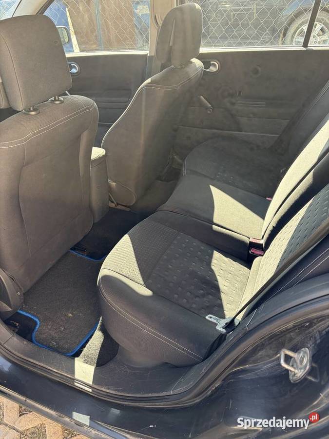 Sprzedam megane 2 benzyna LPG 16 klima 1600cm3 Robakowo