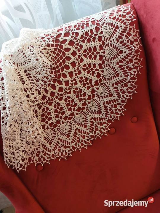 Serweta okrągła rękodzieło