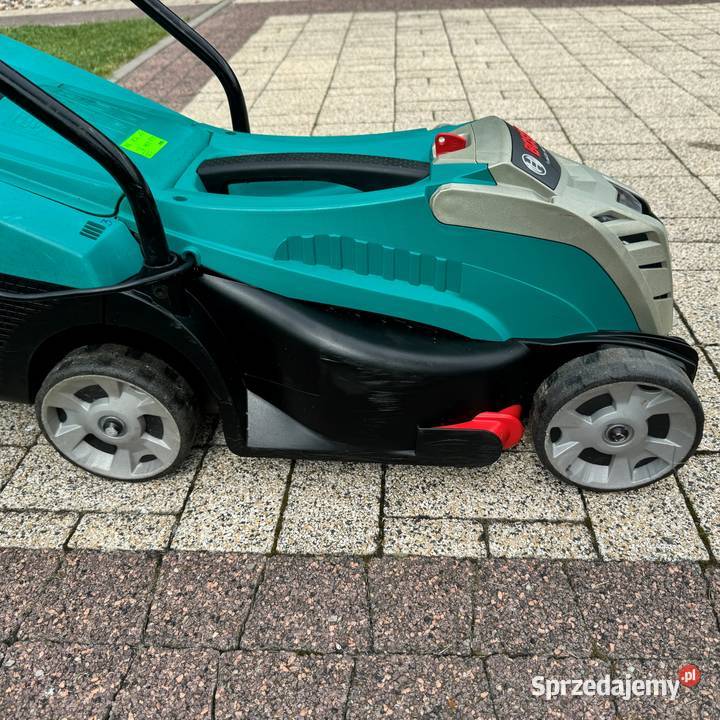 Kosiarka akumulatorowa Bosch Rotak 32Li z koszem