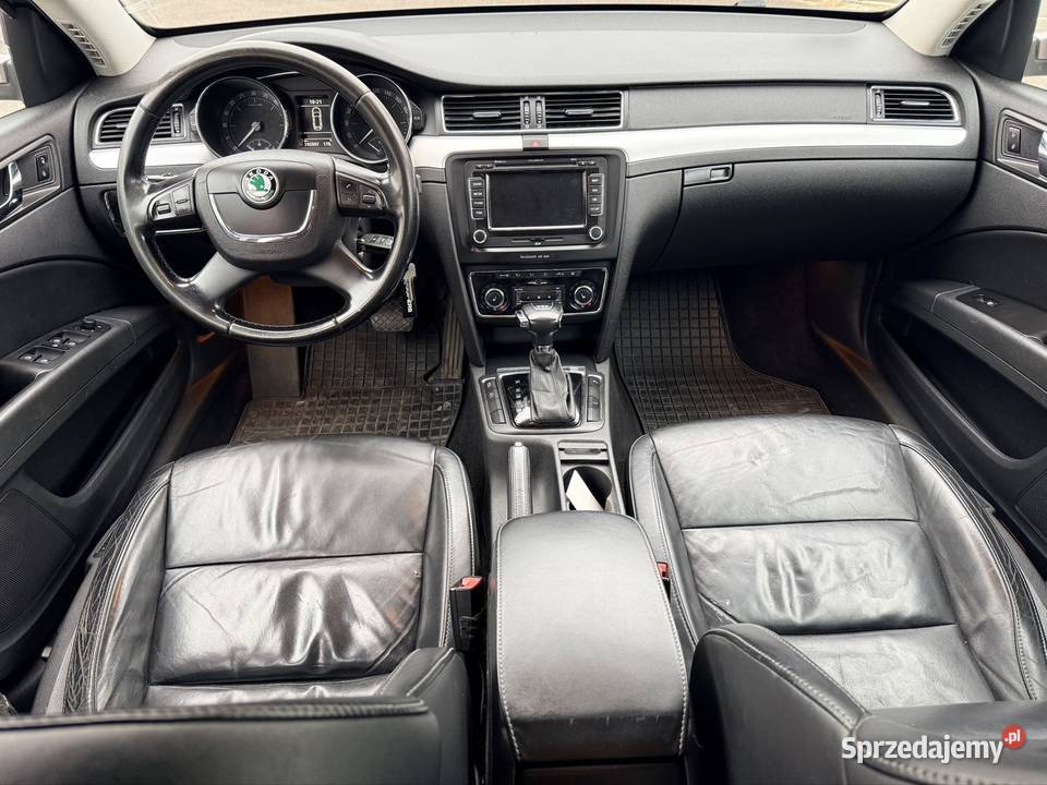 Skoda SuperB 2011 Automat DSG Navi Hak Skóry Warszawa sprzedam