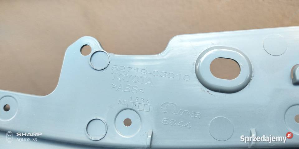 Toyota Avensis T29 nakładka grila górna Łódź