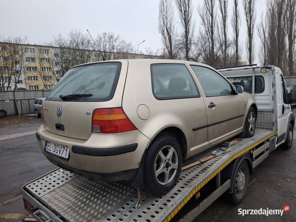 golf 4 16 benzyna uszkodzony Łódź sprzedam
