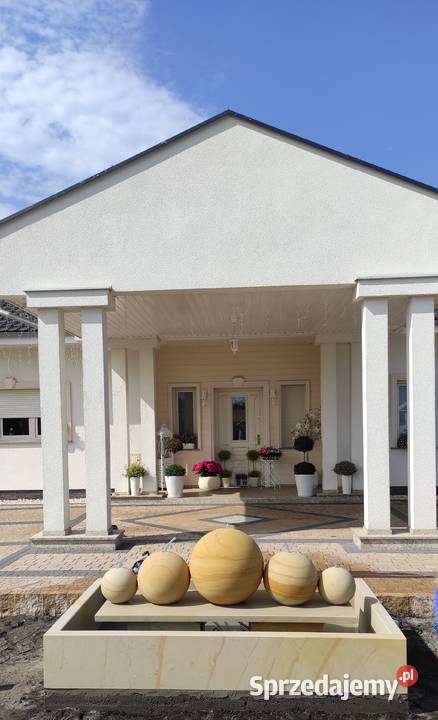 Piękna nowoczesna fontanna ogrodowa z piaskowca sprzedam