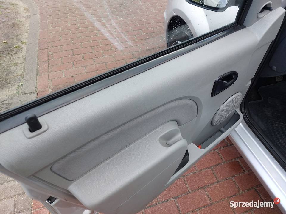 Dacia Logan 16 z instalacją Lpg manualna mazowieckie sprzedam