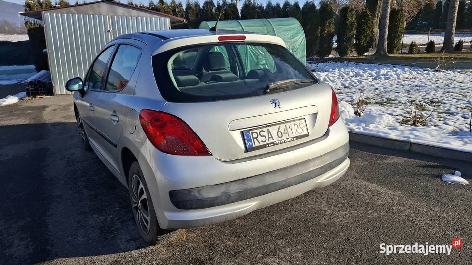 Peugeot 207 nieuszkodzony Zagórz