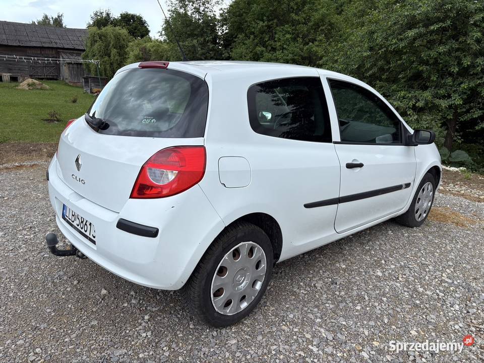 Renault Clio III 15 DCi 2007r światła do jazdy dziennej Clio Bychawa sprzedam