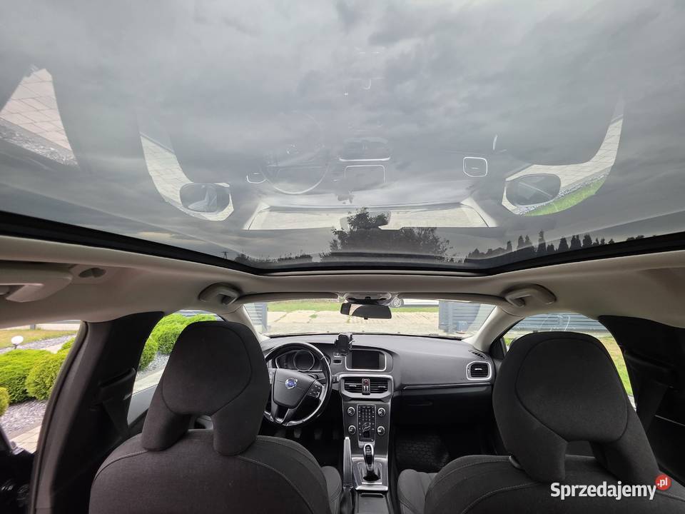 Volvo V40 RDesign D4 Panoramadach Hak manualna Suchań