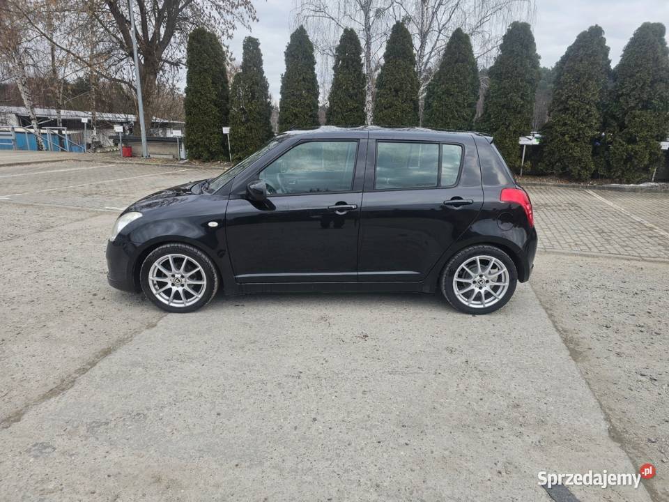 Suzuki Swift ESP Samochody osobowe