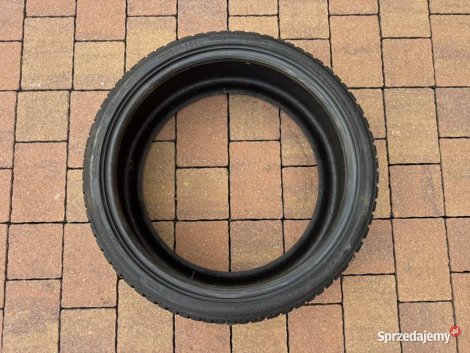 Nokian WRD4 23535 R19 1 sztuka łódzkie