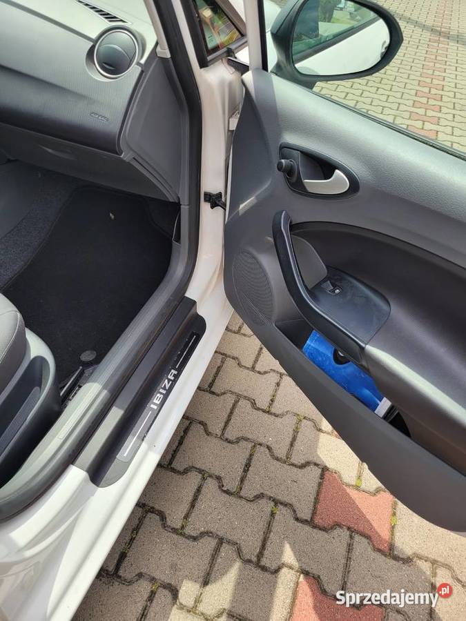Seat Ibiza 12 benzyna klimatyzacja nieuszkodzony Trzcianka sprzedam