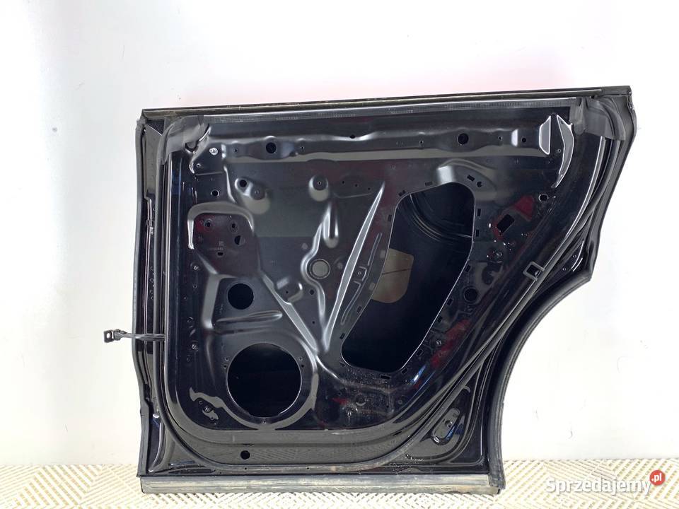 DRZWI PRAWY TYŁ AUDI Q8 SUV osobowe podkarpackie