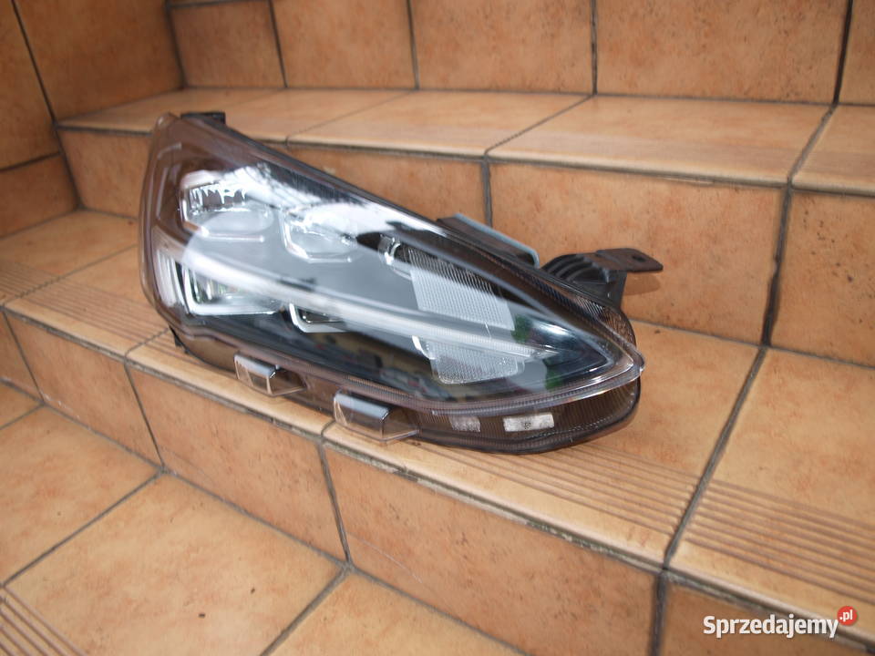 Ford Focus Mk4 lampa prawa przód Full Led 2021 prawe Kalisz sprzedam