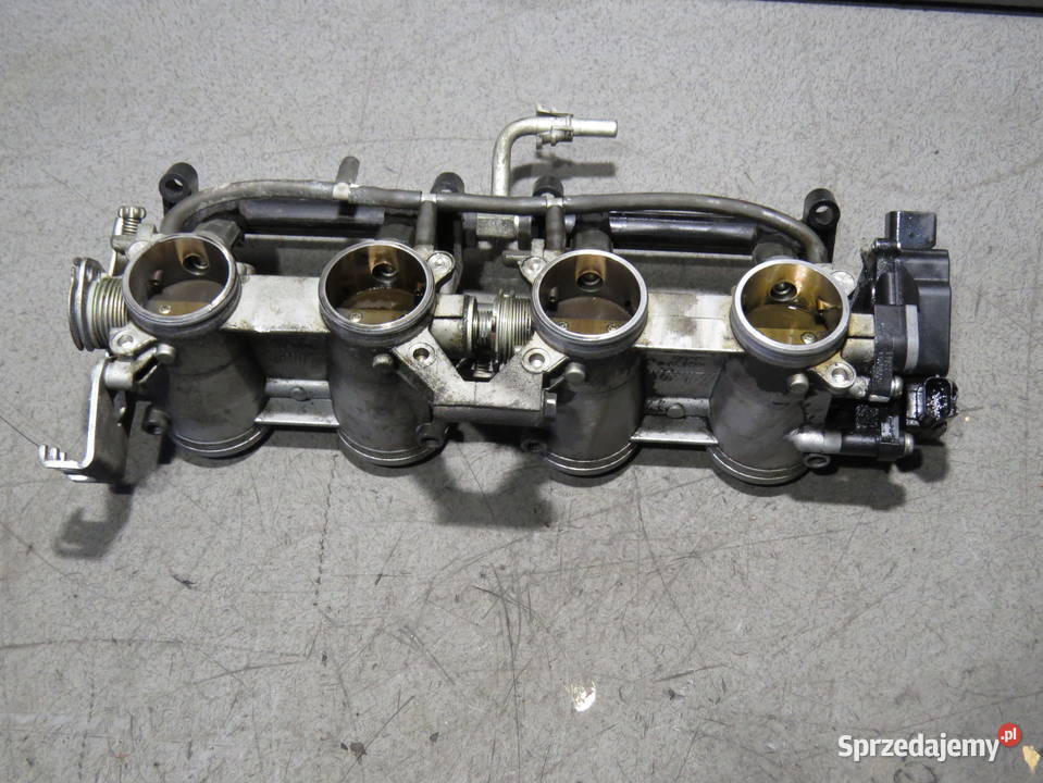 SUZUKI GSR 600 GSR600 K10 PRZEPUSTNICE WTRYSK Toruń