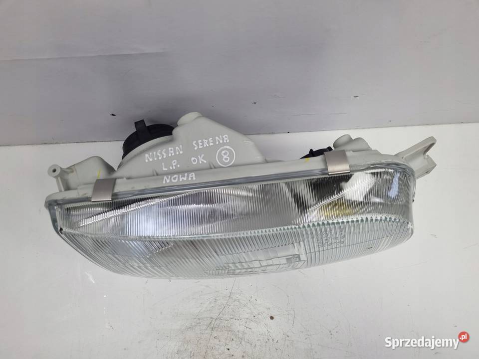 LAMPA PRAWA Nissan Serena 9298r PRZEDNIA PRAWY Lampy przednie lubelskie