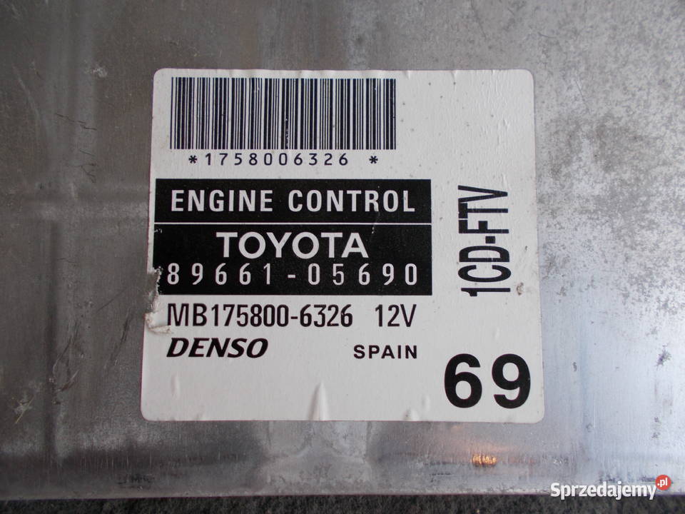 TOYOTA AVENSIS T25 20 D4D sterownik komputer Komputery