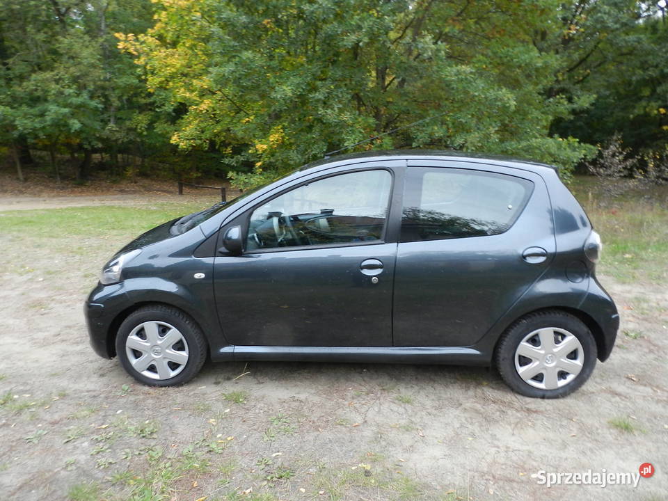 Toyota Aygo I mała tania niezawodna 5drzwi KLIMA sprzedam