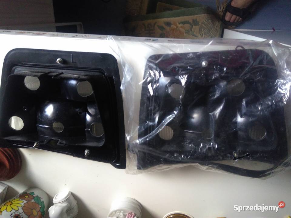 Lampy tylnie białe Polonez Caro PRL osobowe Bydgoszcz