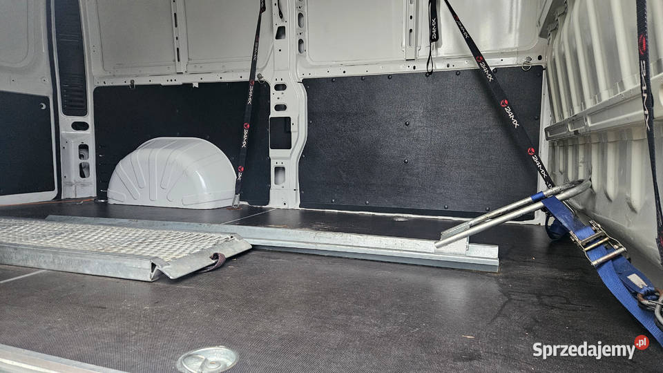 Bezwypadkowy i zadbany PEUGEOT BOXER L2H2 tempomat