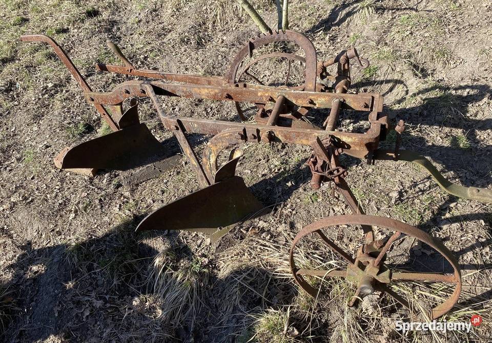 Pług konny dwuskibowy nieuszkodzony