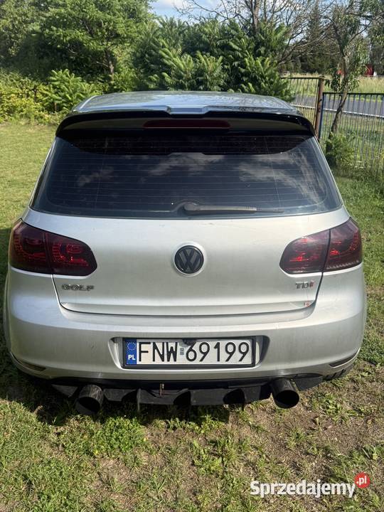 Volkswagen Golf VI