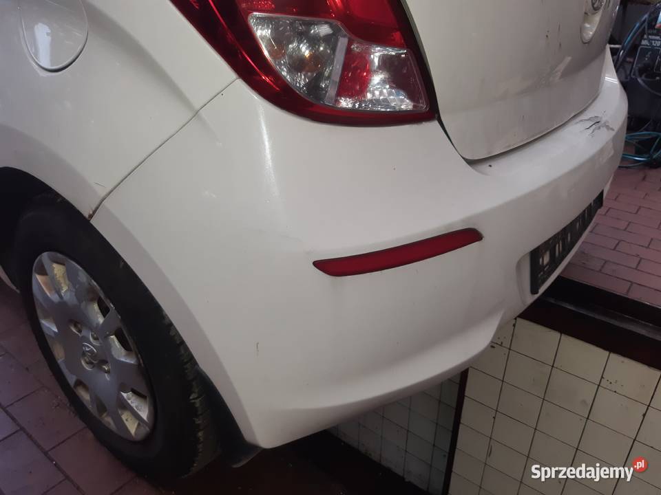 Hyundai I20 2013r zderzak Tył uszkodzony osobowe Zderzaki Częstochowa