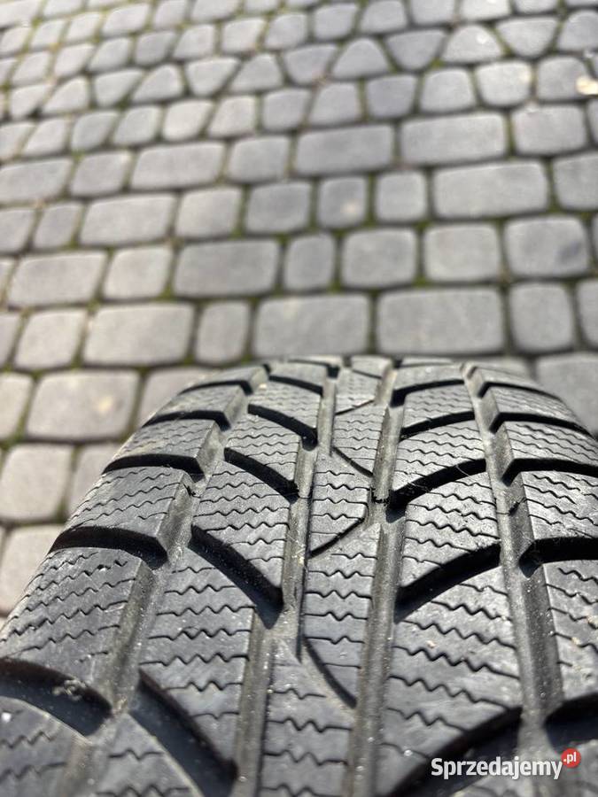 Opony zimowe hankook 195 70 15 dot 20 Rzeszów sprzedam