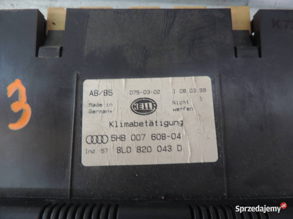 PANEL NAWIEWU KLIMATYZACJI A3 8L 8L0820043D Nowy Sącz