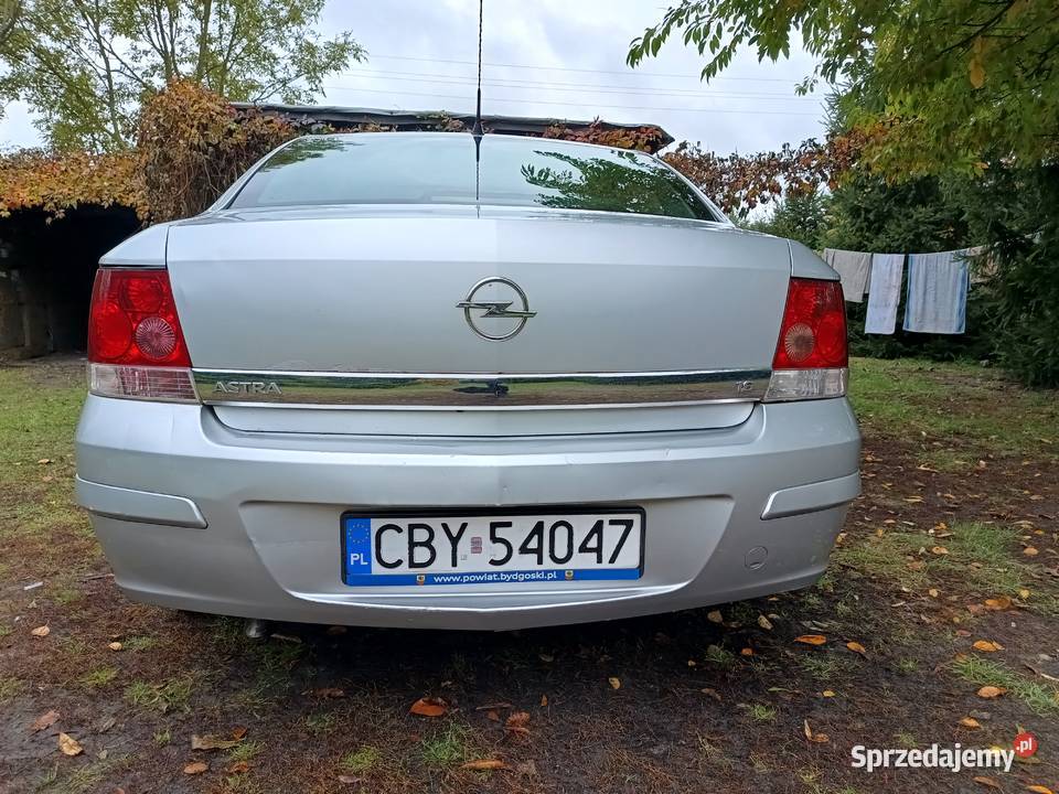 Sprzedam opla astrę h sedan Nowa Wieś Wielka