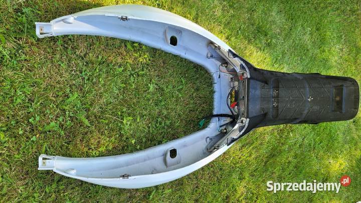 KOMPLET ZADUPEK MIGACZ LAMPA BOKPLASTIK KYMCO Części i akcesoria motocyklowe wielkopolskie Piła