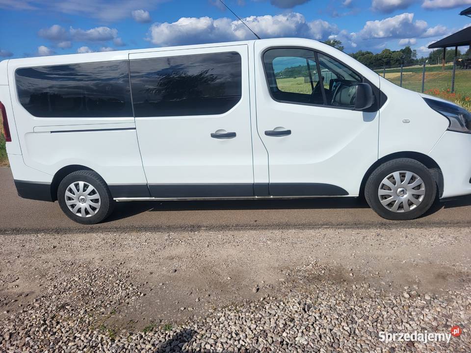 Renault trafic 9 osobowy 2017 Miedniewice