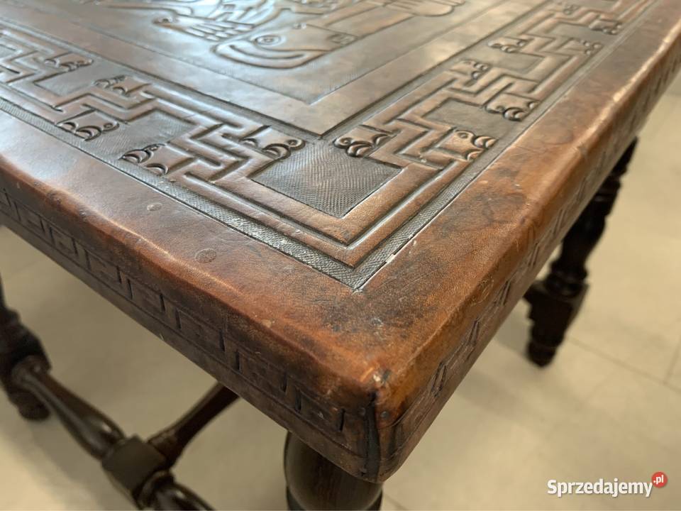 Stolik z blatem obciąganym skórą Przybory kuchenne warmińsko-mazurskie Ełk