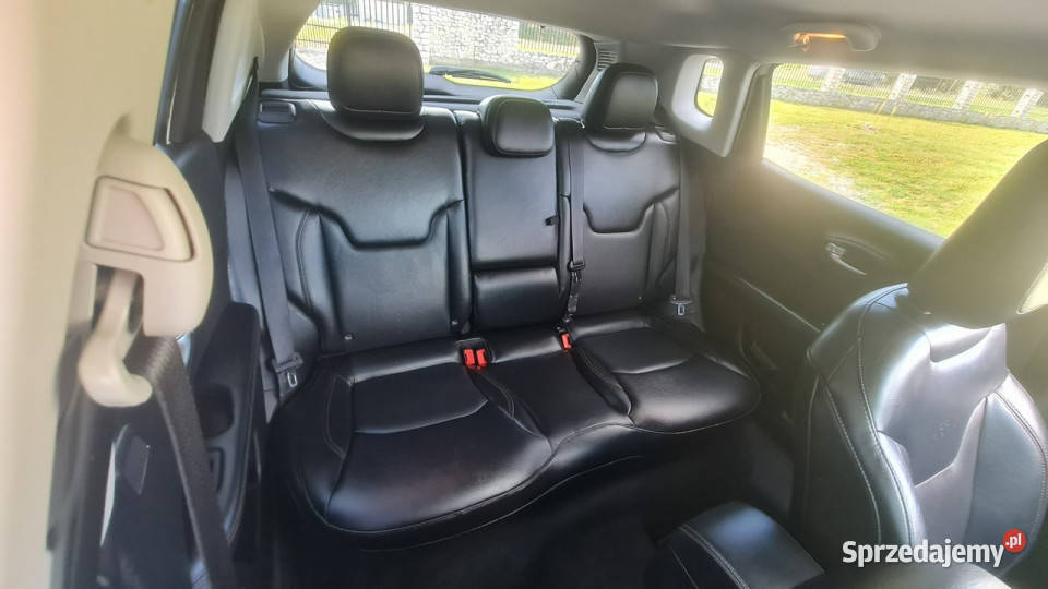 Jeep Compass 14T 140 LIMITED Full Niski Przebieg bluetooth świętokrzyskie Chmielnik sprzedam