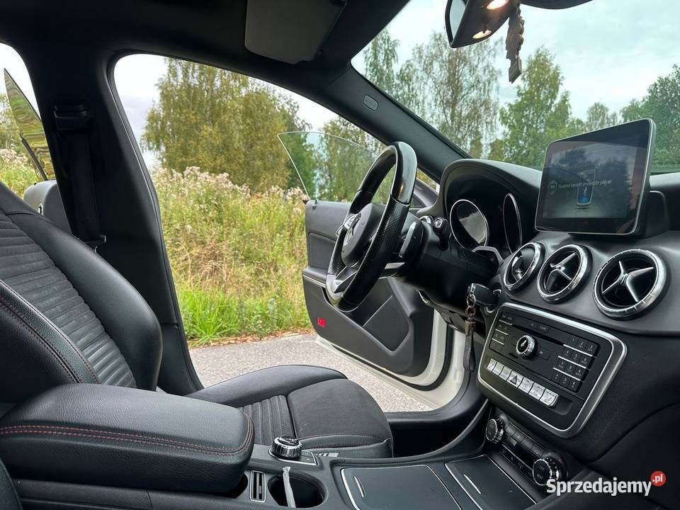 MercedesBenz CLA Sadki