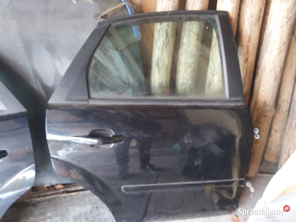 Ford Focus drzwi tylne prawe osobowe Toruń