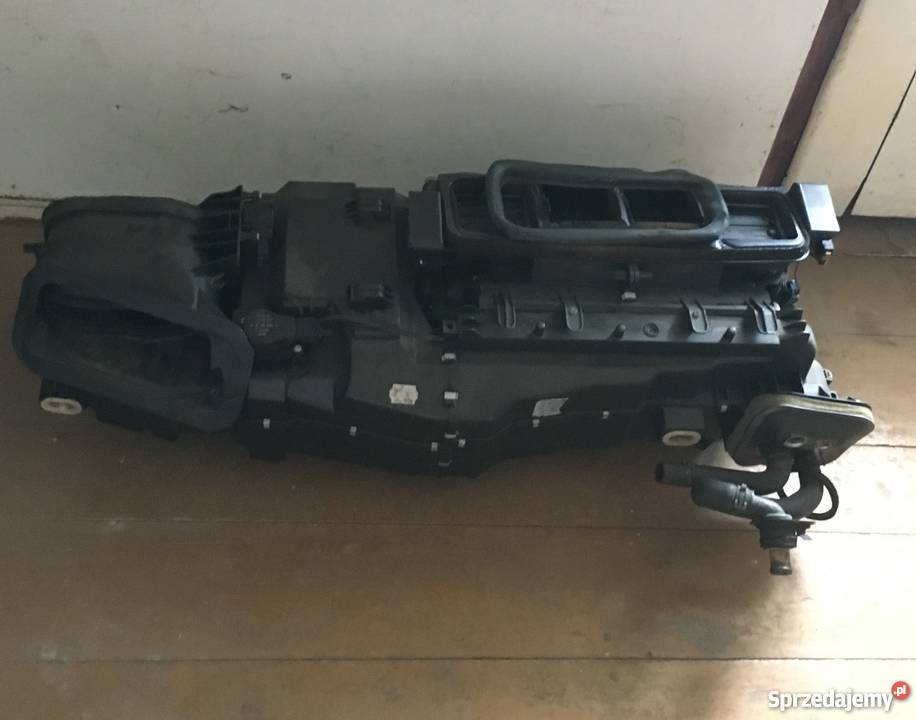 Nagrzewnica W203 C classe C270 CDI Nisko