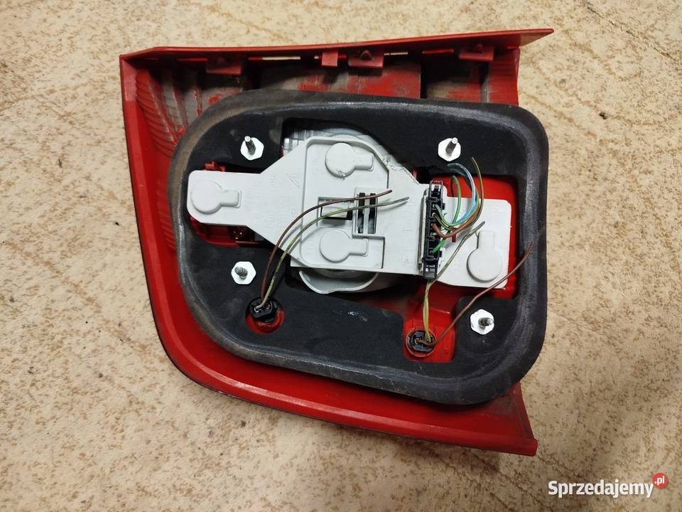 Lampa prawa tył Skoda Octavia II kombi osobowe Lampy tylne Sokołów Podlaski