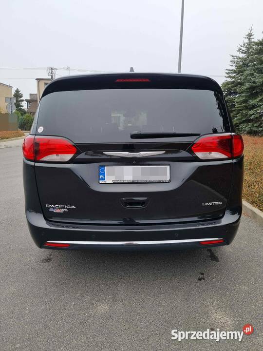 Chrysler Pacifica Limited 7 osobowa LPG nieuszkodzony Komorniki