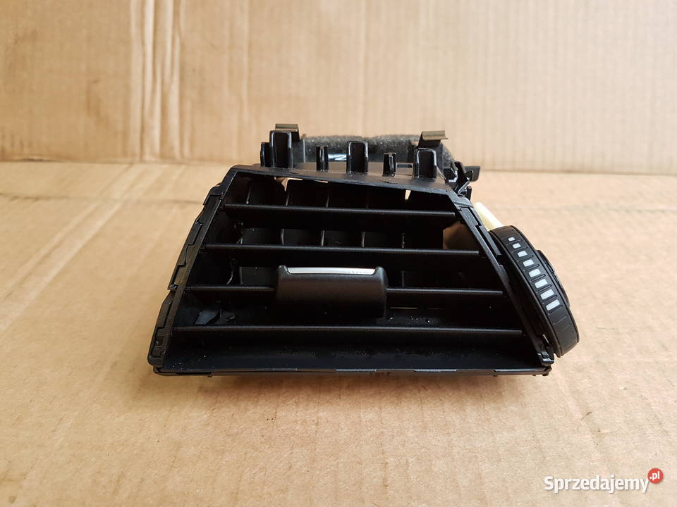 BMW 1 120 F20 f21 LIFT kratka nawiewu ogrzewania dolnośląskie Legnica sprzedam