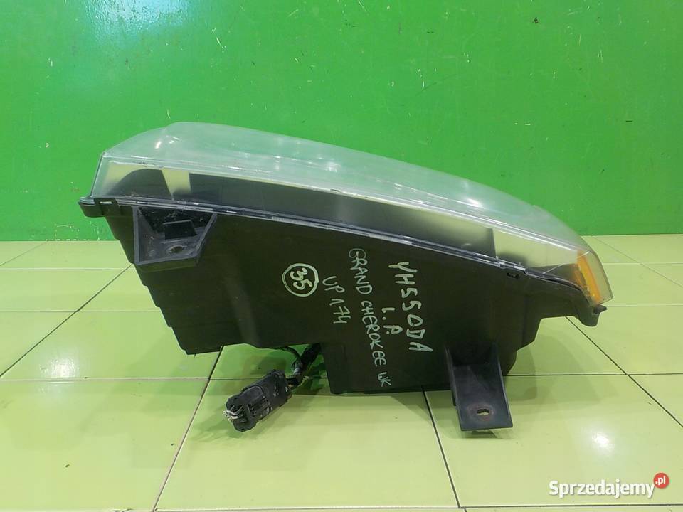 JEEP GRAND CHEROKEE WK 05r SUV lampa lewa przod mazowieckie Suków